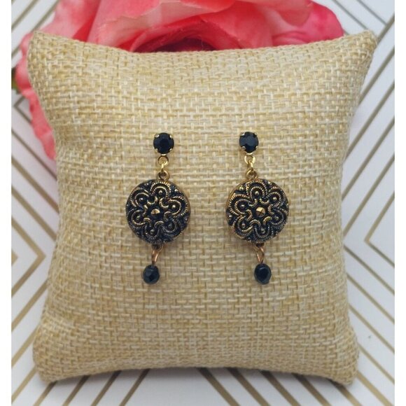 Beautiful Dainty Gold Tone & Black Drop Dangle Earrings Beaded Unique Pierced - Picture 2 of 5